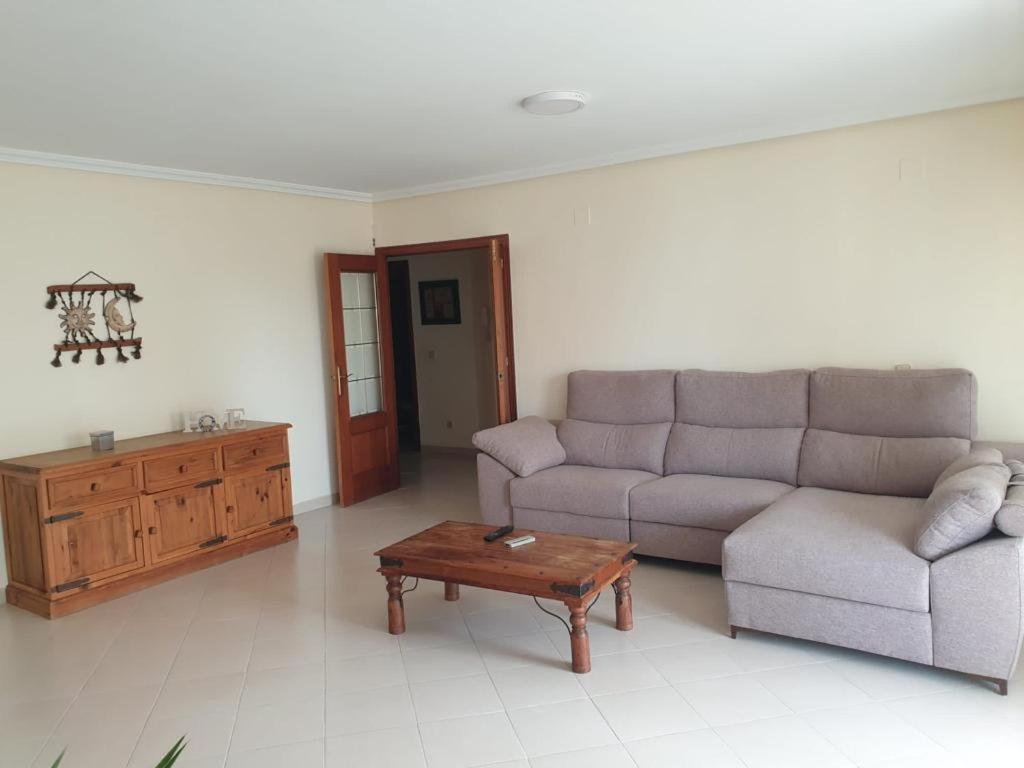 Piso Para Vacaciones En อาลิกันเต ภายนอก รูปภาพ